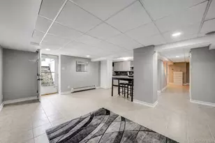 580 Center Briarwood Ave, West Islip, NY 11795 - Photo 32