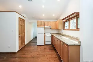 11 Craig Dr, South Huntington, NY 11746 - Photo 28