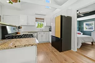 46 Beach Rd, Laurel, NY 11948 - Photo 8
