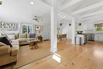 46 Beach Road, Laurel, NY 11948 - Photo 4