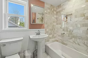 46 Beach Rd, Laurel, NY 11948 - Photo 10