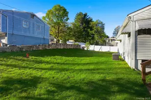 2 Crescent Dr, Beacon, NY 12508 - Photo 28
