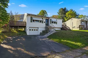 2 Crescent Dr, Beacon, NY 12508 - Photo 2