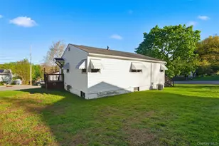 2 Crescent Dr, Beacon, NY 12508 - Photo 22