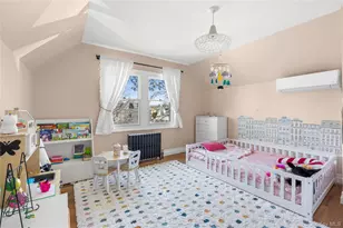 24 Beechhurst Ave, Floral Park, NY 11001 - Photo 28