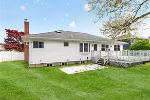 500 Fenimore Ave, North Babylon, NY 11703 - Photo 24
