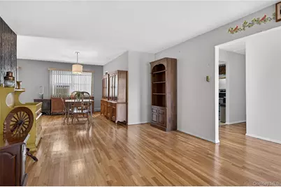 500 Fenimore Avenue, North Babylon, NY 11703 - Photo 16