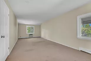 17 North Rd, Great Neck, NY 11024 - Photo 18