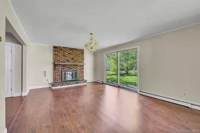 17 North Road, Great Neck, NY 11024 - Photo 6