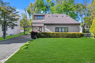 17 North Road, Great Neck, NY 11024 - Photo 2