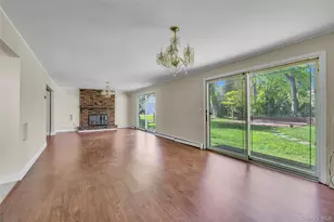 17 North Rd, Great Neck, NY 11024 - Photo 4
