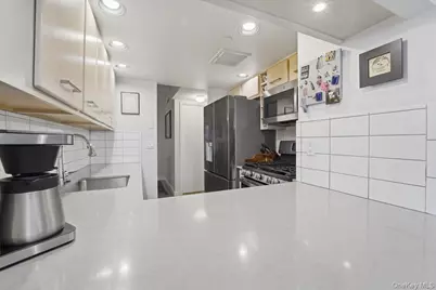 10 Stewart Place #5HW, White Plains, NY 10603 - Photo 12