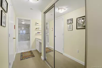 10 Stewart Place #5HW, White Plains, NY 10603 - Photo 20