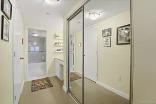 10 Stewart Pl, White Plains, NY 10603 - Photo 20