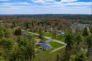 639 Burlingham Rd, Bloomingburg, NY 12721 - Photo 32