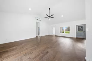 639 Burlingham Rd, Bloomingburg, NY 12721 - Photo 12