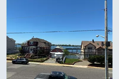 801 S Long Beach Avenue, Freeport, NY 11520 - Photo 10