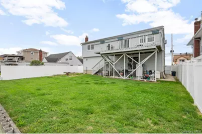 801 S Long Beach Avenue, Freeport, NY 11520 - Photo 32