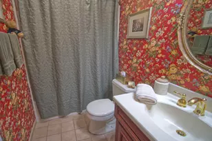 242 N 5th St, Lindenhurst, NY 11757 - Photo 14