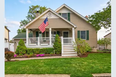 242 N 5th Street, Lindenhurst, NY 11757 - Photo 1
