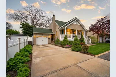 242 N 5th Street, Lindenhurst, NY 11757 - Photo 4