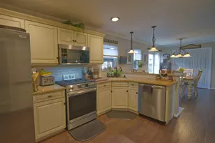 242 N 5th St, Lindenhurst, NY 11757 - Photo 8