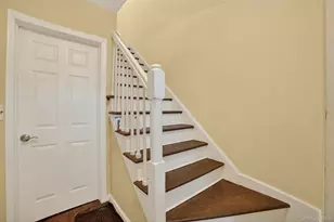 15 Halley St, Yonkers, NY 10704 - Photo 16