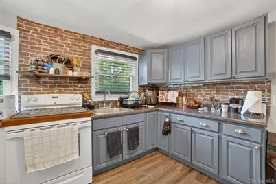 15 Halley Street, Yonkers, NY 10704 - Photo 22