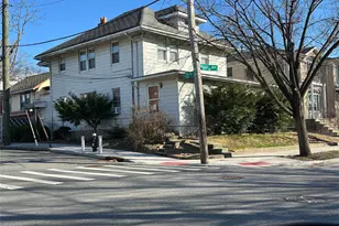 22-03 Parsons Blvd, Whitestone, NY 11357 - Photo 2