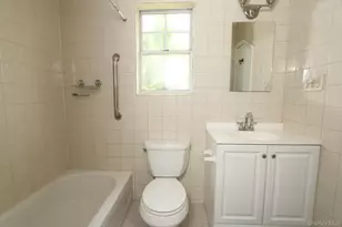 70 McKee St, Floral Park, NY 11001 - Photo 18