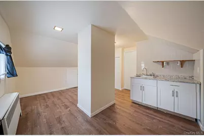 82 Elm Drive N, Levittown, NY 11756 - Photo 18