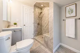 82 Elm Dr N, Levittown, NY 11756 - Photo 20