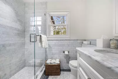 107 White Plains Road, Bronxville, NY 10708 - Photo 18