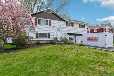6 Lordly Court, Kings Park, NY 11754 - Photo 4