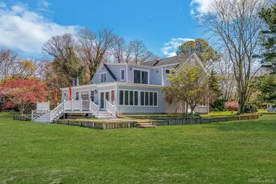 60A Union Avenue, Center Moriches, NY 11934 - Photo 4