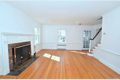 27 N Lewis, Rockville Centre, NY 11570 - Photo 4