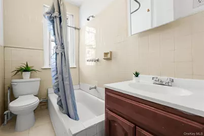 1898 Longfellow Ave #E4, Bronx, NY 10460 - Photo 10