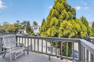 215 Summit Way, Syosset, NY 11791 - Photo 24