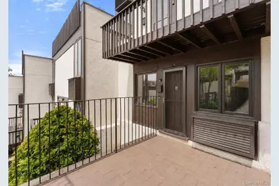1200 Warburton Avenue #16, Yonkers, NY 10701 - Photo 12