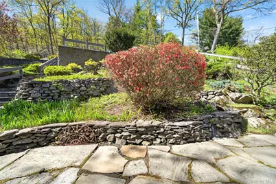 84 Blueberry Hill, Greenwood Lake, NY 10925 - Photo 4