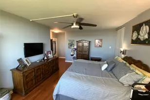 270-10 Grand Central Pkwy, Floral Park, NY 11005 - Photo 16