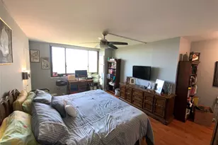 270-10 Grand Central Pkwy, Floral Park, NY 11005 - Photo 18
