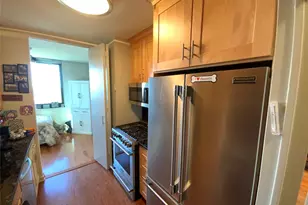 270-10 Grand Central Pkwy, Floral Park, NY 11005 - Photo 12