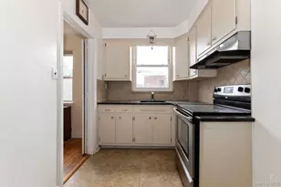 20-29 28th St, Astoria, NY 11105 - Photo 8