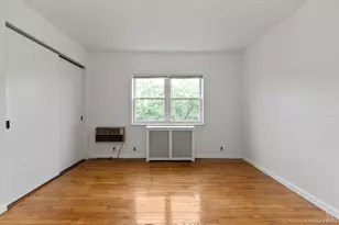 20-29 28th St, Astoria, NY 11105 - Photo 12
