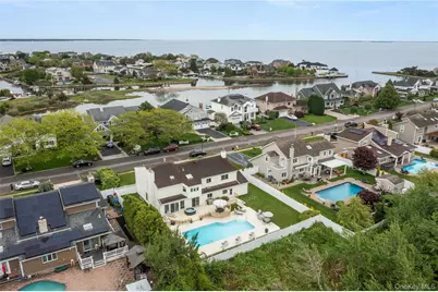 152 Pace Drive S, West Islip, NY 11795 - Photo 38