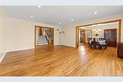 80-73 Chevy Chase Street, Jamaica, NY 11432 - Photo 4