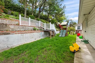 80-73 Chevy Chase Street, Jamaica, NY 11432 - Photo 32