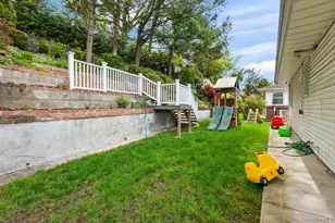 80-73 Chevy Chase St, Jamaica, NY 11432 - Photo 32