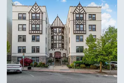 26 Pondfield Road W #F, Bronxville, NY 10708 - Photo 1